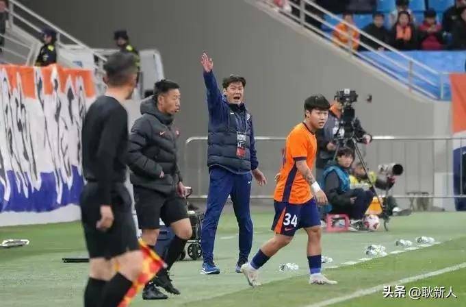球队全员发威，实力碾压对手轻松取胜 