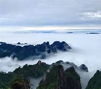 关于铁血壮志！球场上的英雄之战的信息