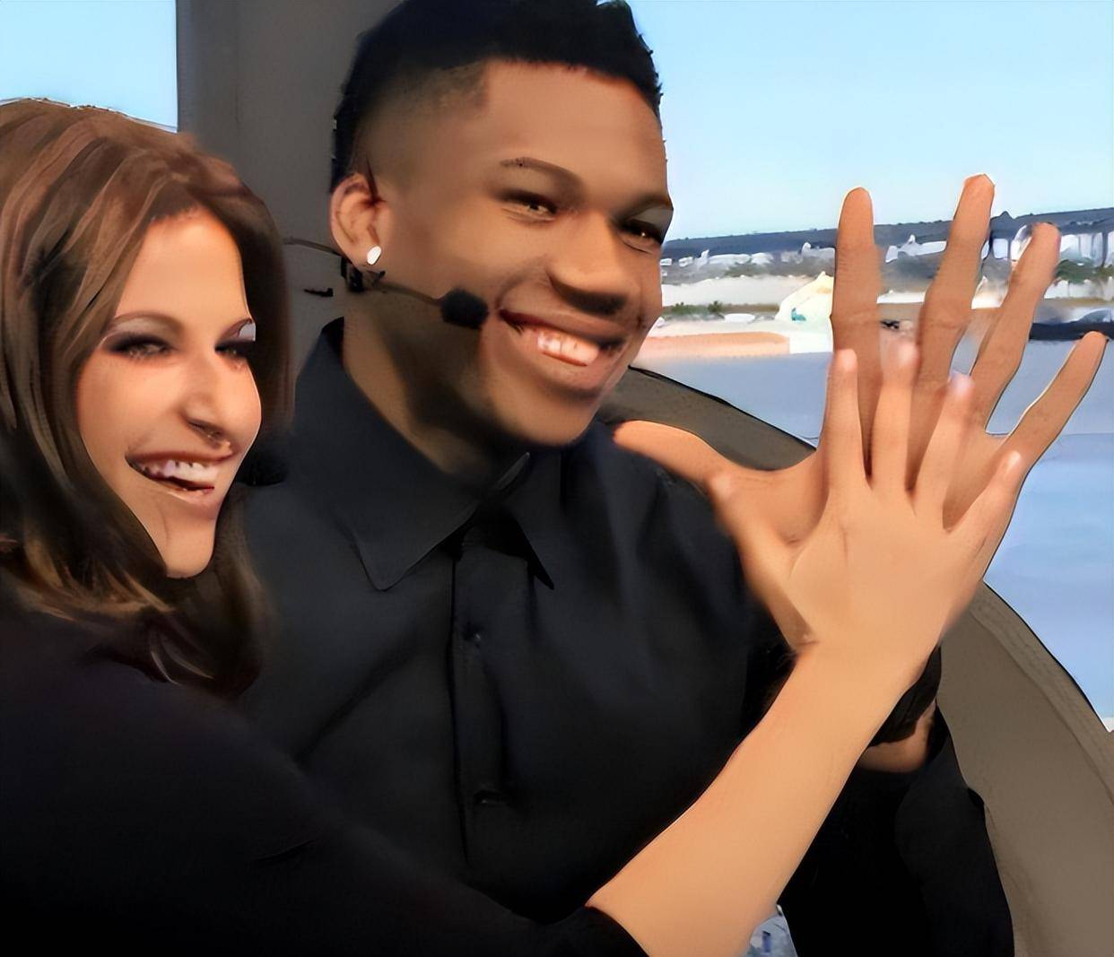 NBA球员在社交媒体上晒出与家人的幸福时光的简单介绍